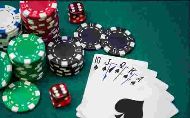 Ini Adalah Perbedaan Antara Poker Dengan Blackjack